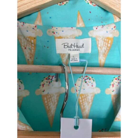 NWT Bed Head Pajamas Ice Cream Cone Print Button-Up Sleepwear Blue Size: Large - Picture 4 of 6